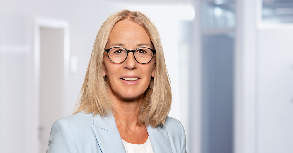 Gisela Kolbus, SER Mitarbeiter